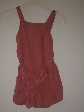 10×$13!!🔴Rust Red Sleeveless Romper with Waist Tie